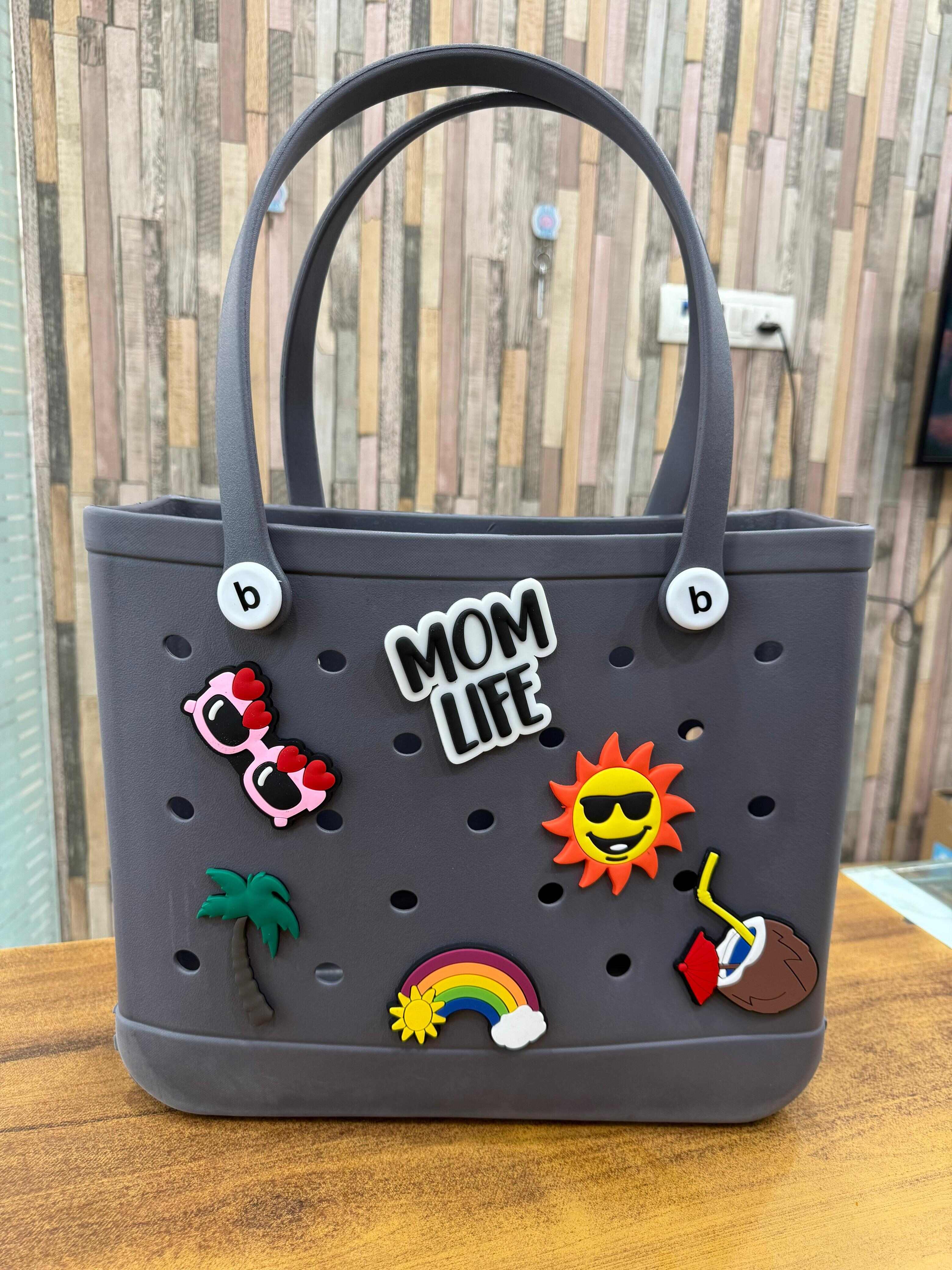 New Beach Bags Just Arrived!