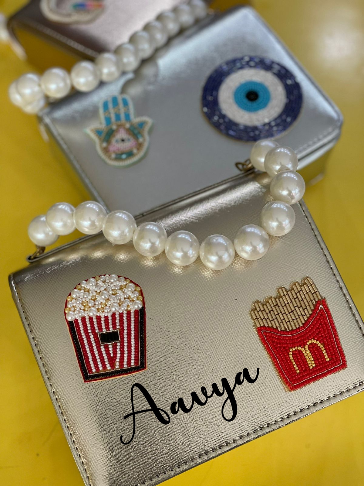 PETITE BAGS  Wristlets X Waist bag X Slings