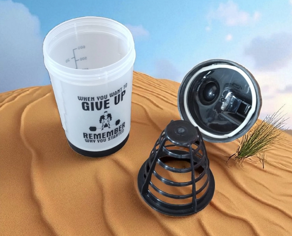 💪 500ml Gym Shaker Bottle with Cyclone Mixer Ball & Lock Cap  "When You Want to Give Up – Remember Why You Started"