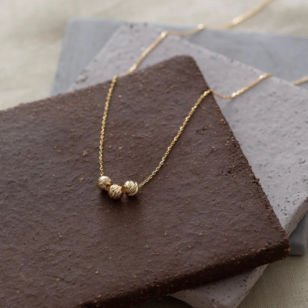 Kate Necklace (Gold )