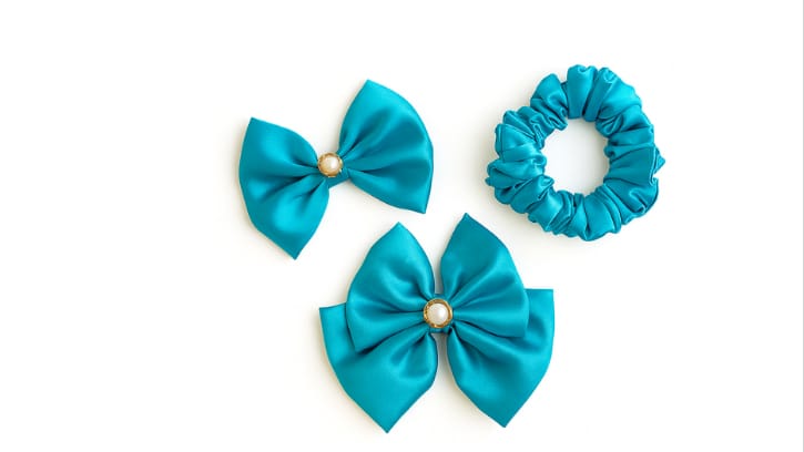 Mother and daughter set