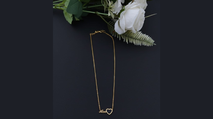 Love in black Anti tarnish chain