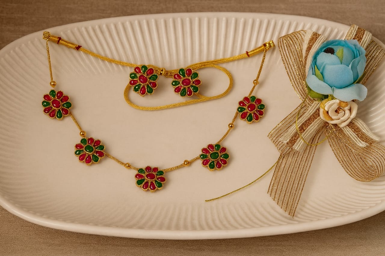 Floral emarald and pink choker set
