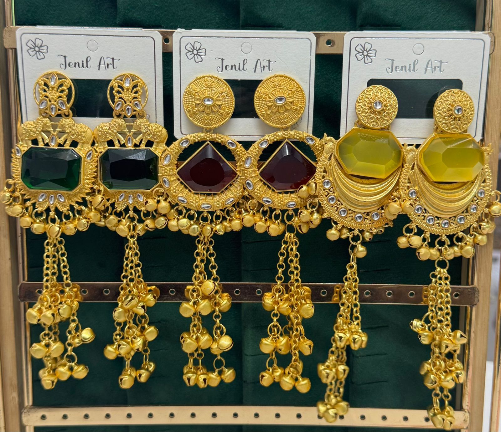 Pari-Mah Kashmiri Jhumka