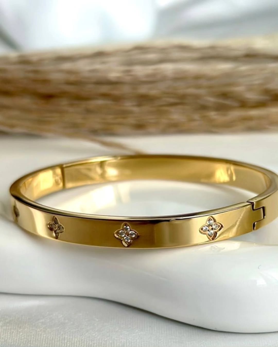 Gold Clover Crystal Bangle