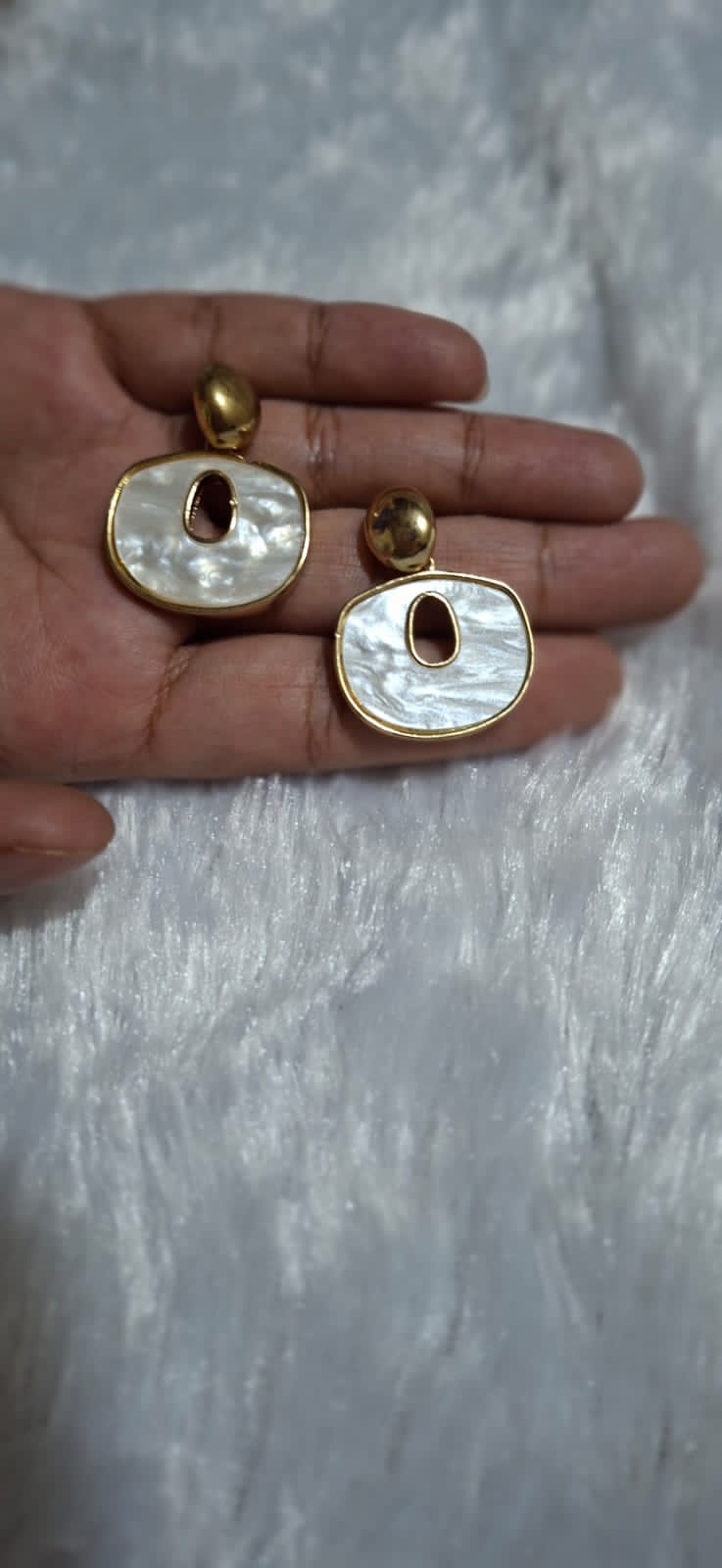 Pearl Shell Geometric Drop Earrings