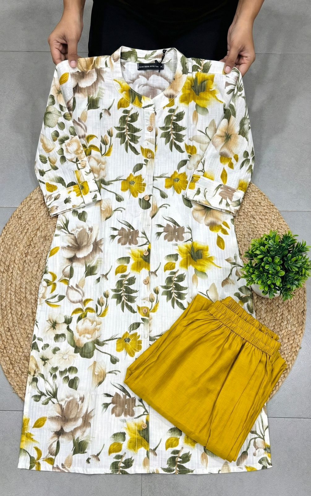 Women’s Floral Printed Kurta Pant Set (White & Yellow) | Stylish Casual Ethnic Wear