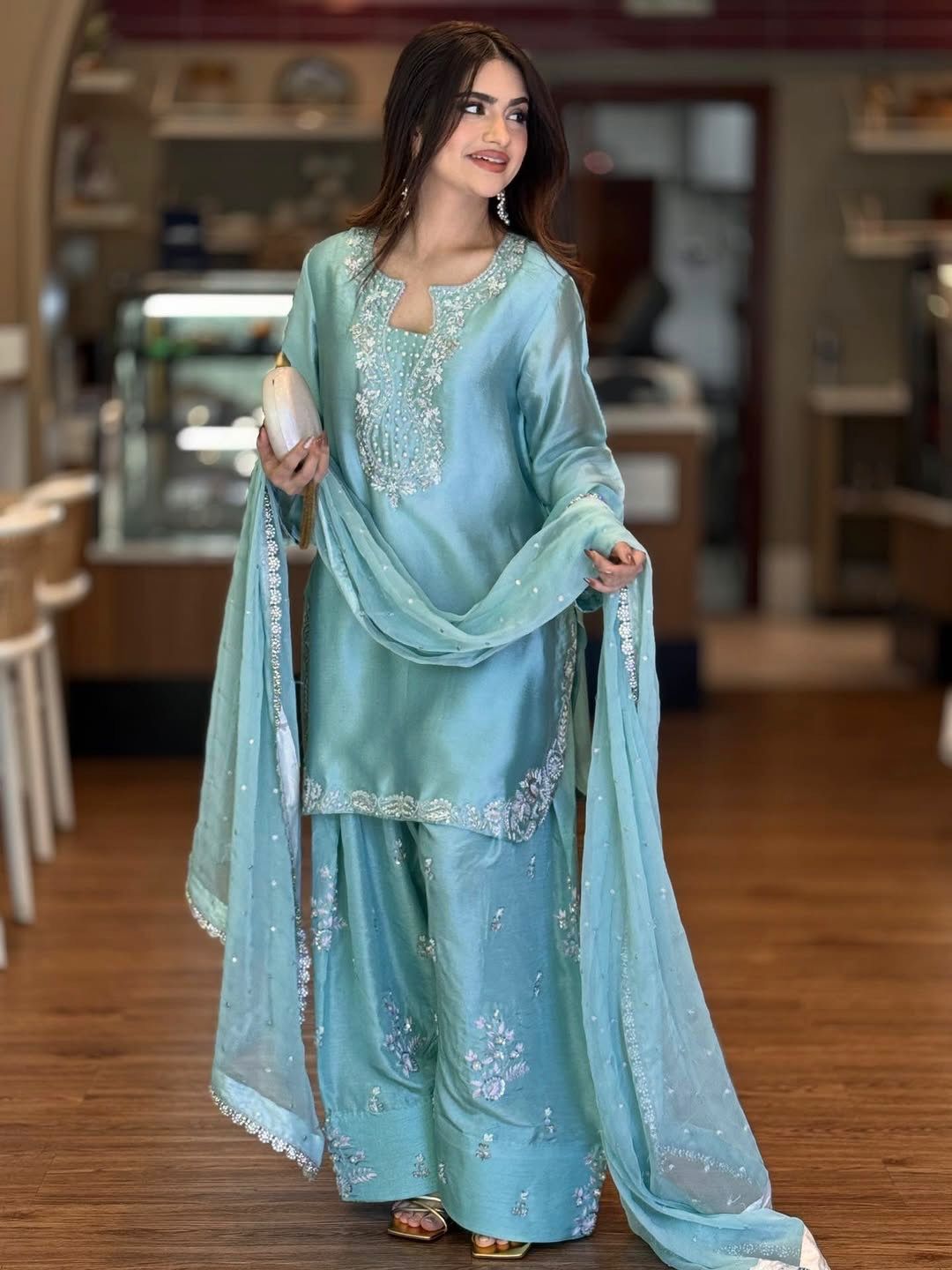 LADY LOOK-040