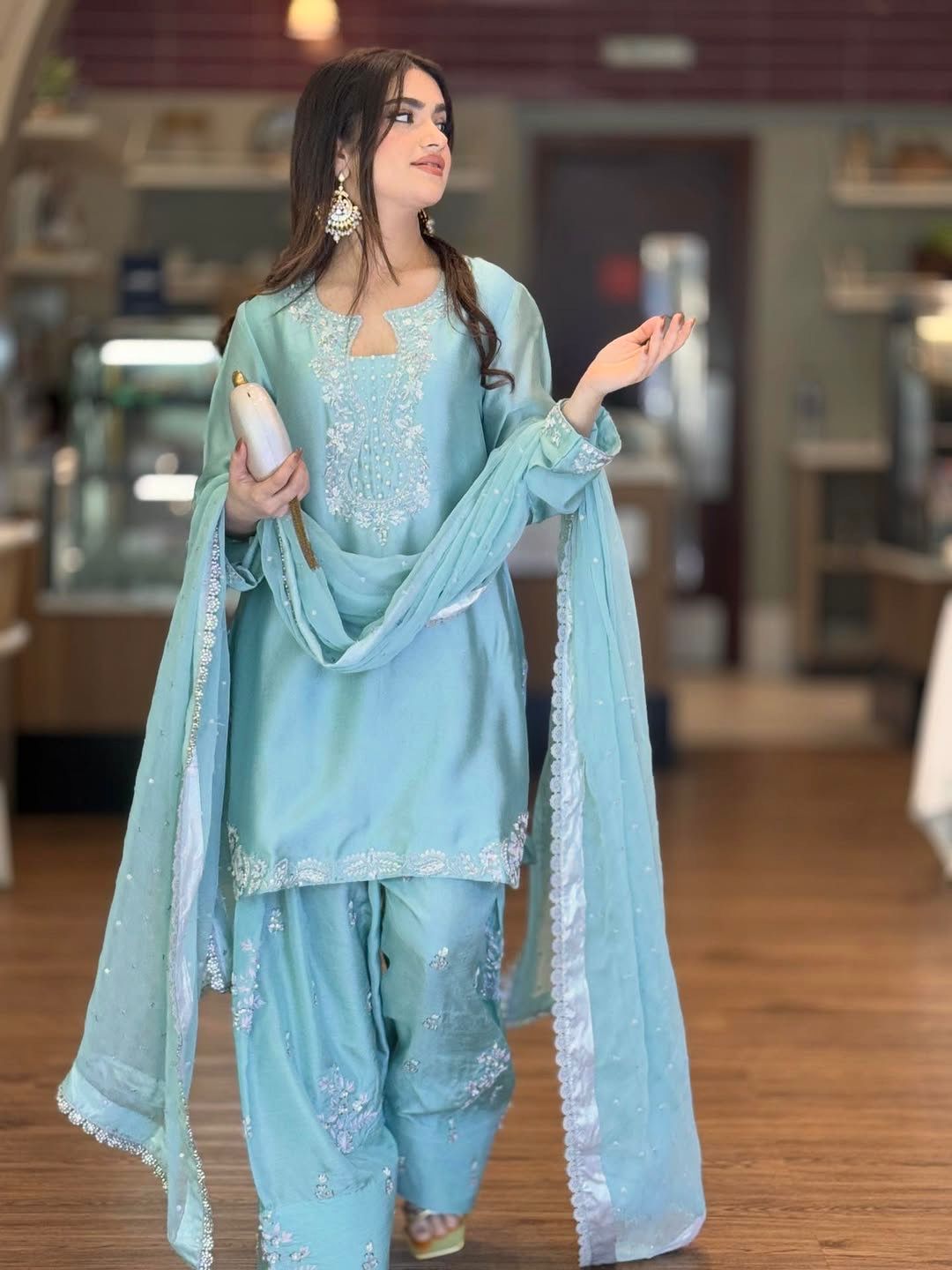 LADY LOOK-040