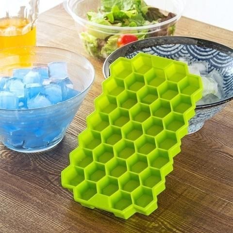 Silicone ice cube tray
