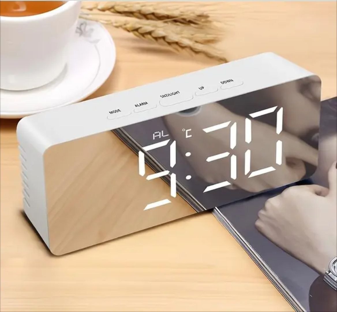 Digital alarm clock